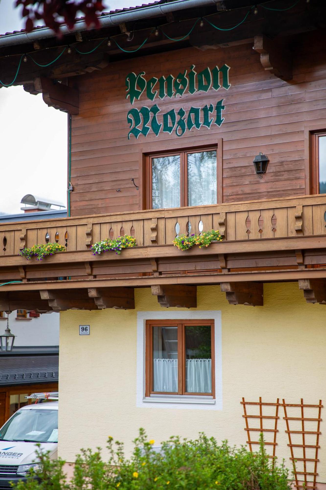 Pension Mozart Ваграйн Екстериор снимка